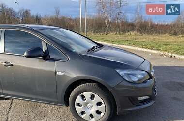 Универсал Opel Astra 2014 в 