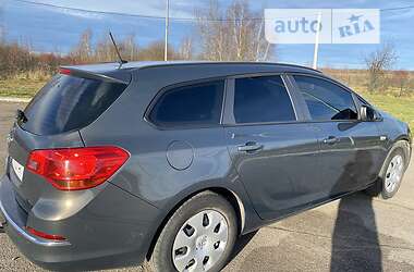 Opel Astra 2014