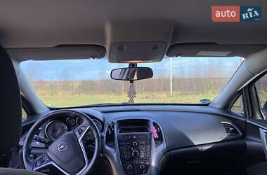 Универсал Opel Astra 2014 в 