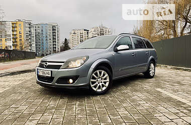 Универсал Opel Astra 2006 в Ивано-Франковске