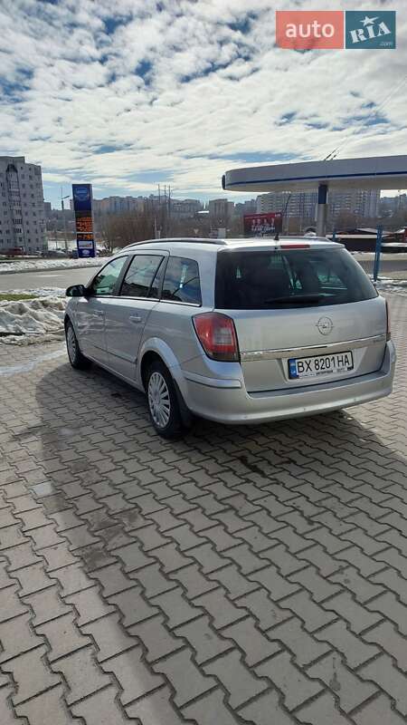 Универсал Opel Astra 2005 в Хмельницком