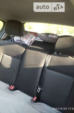 Хэтчбек Opel Astra 2004 в 