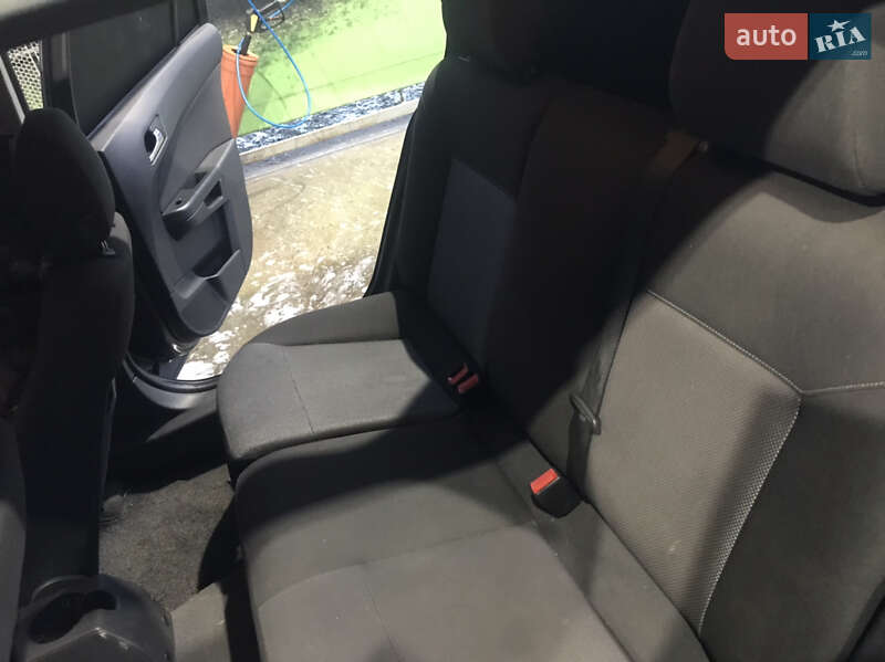 Універсал Opel Astra 2009 в Косові фото 13 Універсал Opel Astra 2009 в Косові