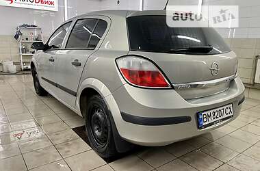 Хэтчбек Opel Astra 2006 в Сумах