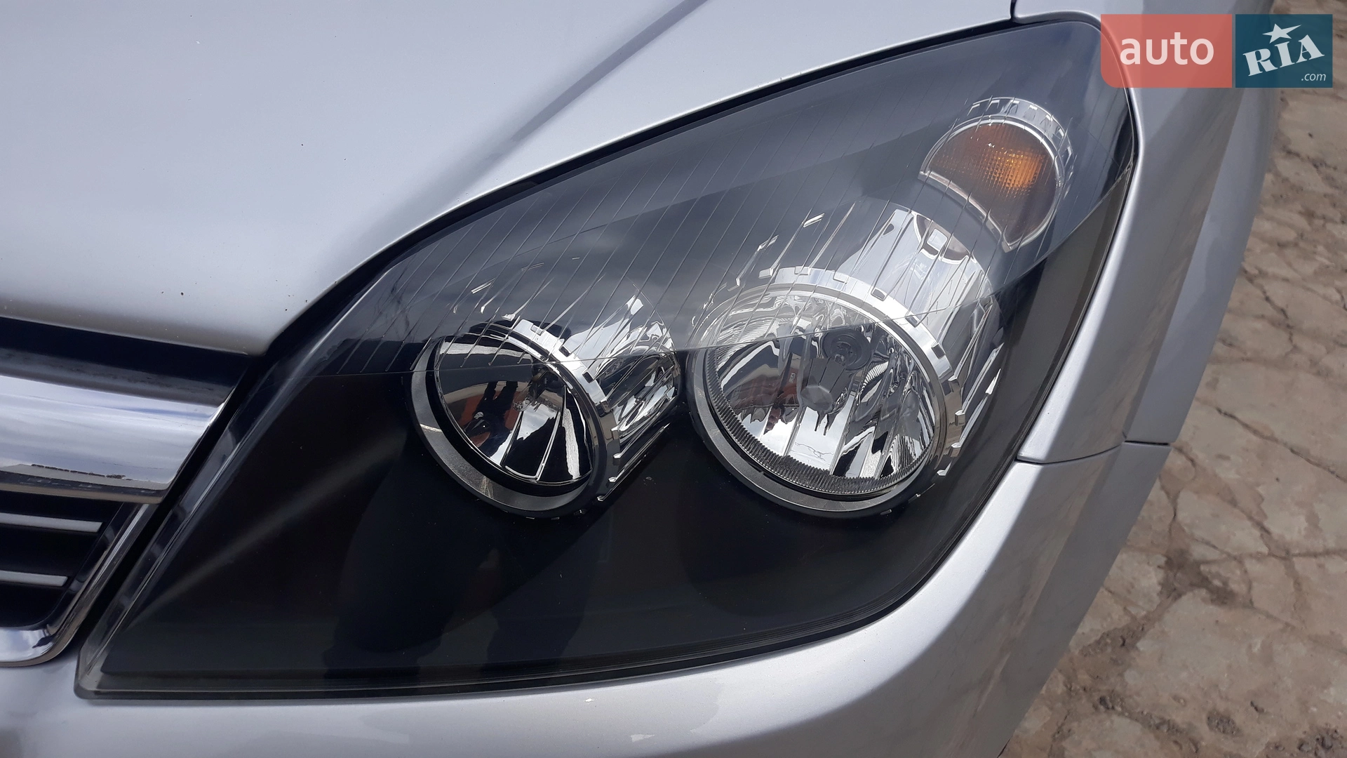 2010 Opel Astra - мініатюра 19