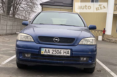 Хэтчбек Opel Astra 2002 в Киеве