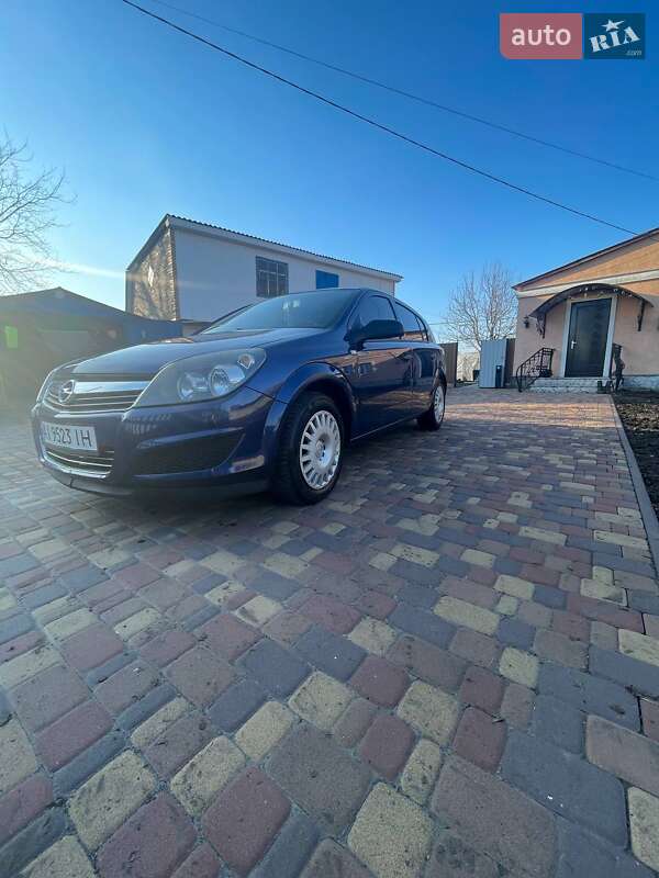 Хэтчбек Opel Astra 2009 в Броварах фото 3 Хэтчбек Opel Astra 2009 в Броварах