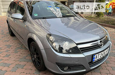 Универсал Opel Astra 2005 в Ивано-Франковске