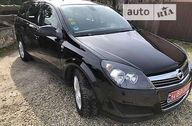 Opel Astra 2010 Opel Astra 2010