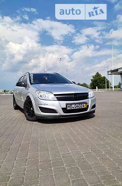 Универсал Opel Astra 2009 в Ровно