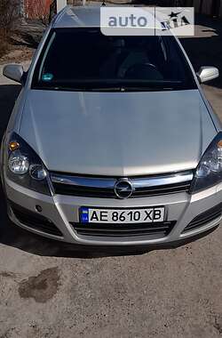 Универсал Opel Astra 2007 в Павлограде