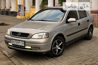 Седан Opel Astra 2007 в Днепре