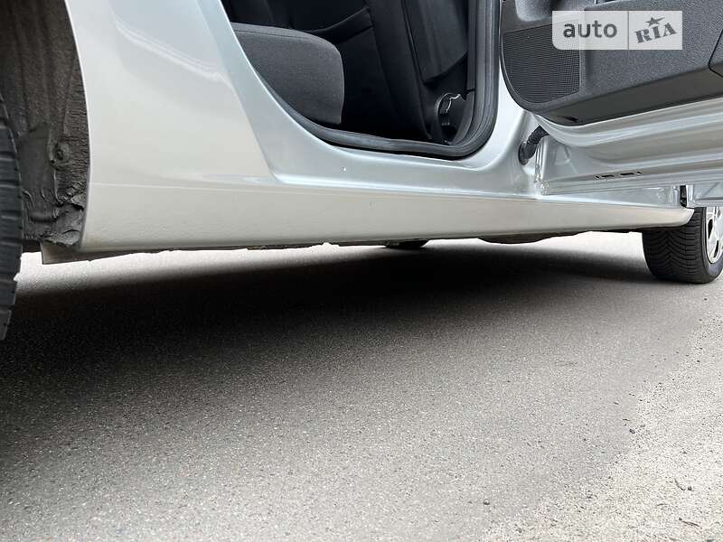 Универсал Opel Astra 2005 в Киеве