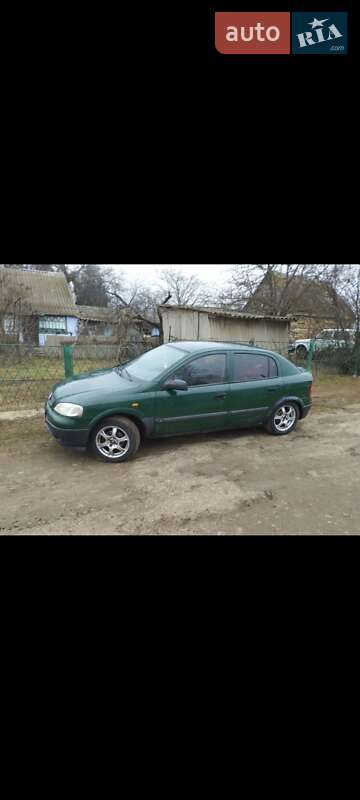Хэтчбек Opel Astra 1999 в Новомосковске