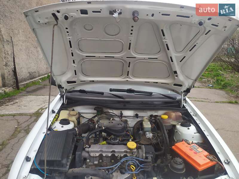 Седан Opel Astra 1994 в Кам'янському