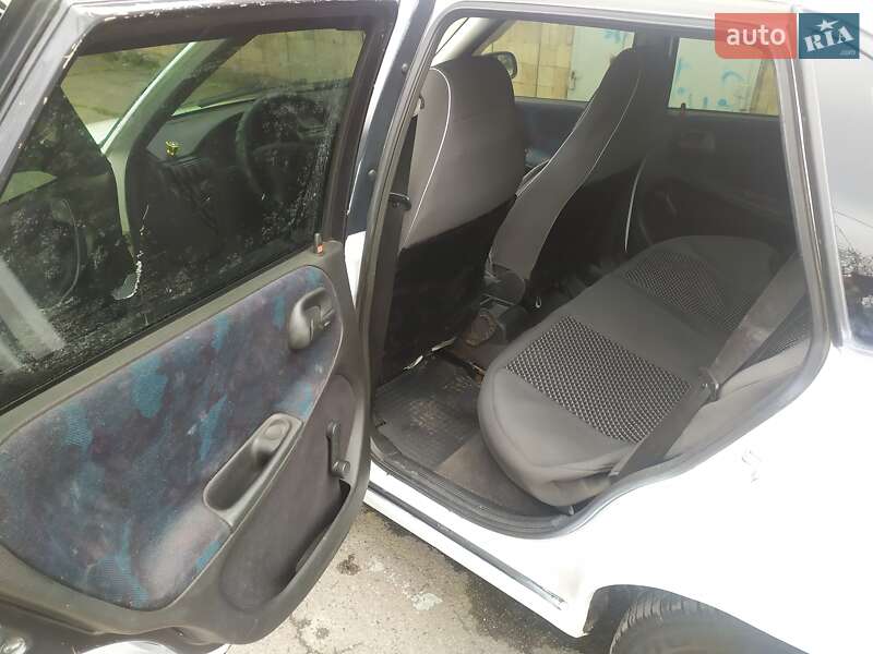 Седан Opel Astra 1994 в Кам'янському