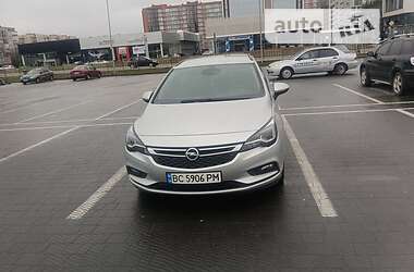 Универсал Opel Astra 2016 в Львове
