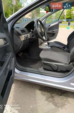 Универсал Opel Astra 2008 в 
