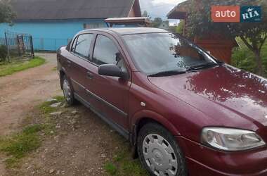 Седан Opel Astra 2006 в Дрогобыче