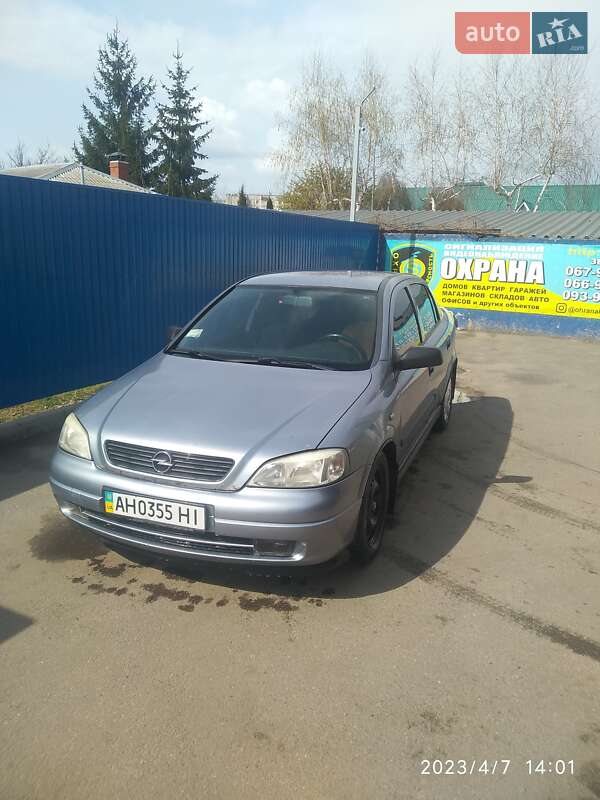 Opel Astra 2006