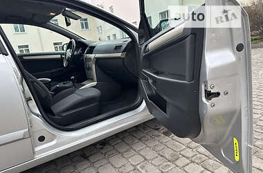 Универсал Opel Astra 2008 в 