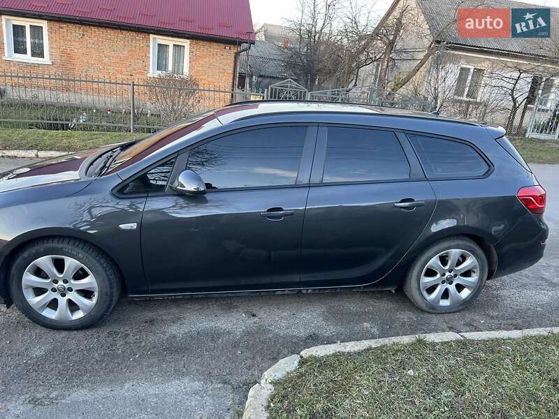 Універсал Opel Astra 2010 в Шептицькому
