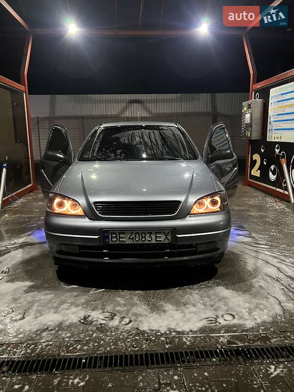 Opel Astra 2007