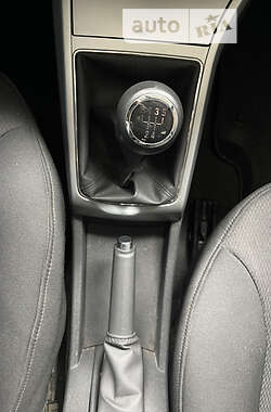 Универсал Opel Astra 2012 в 