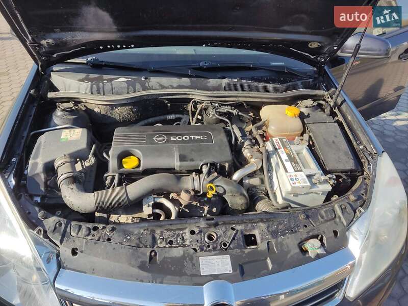 Универсал Opel Astra 2008 в Луцке