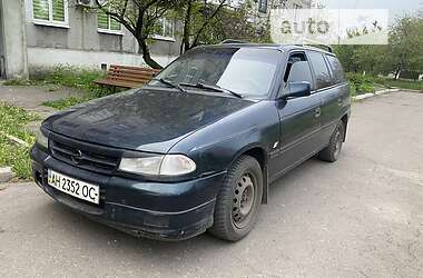Универсал Opel Astra 1994 в Селидово