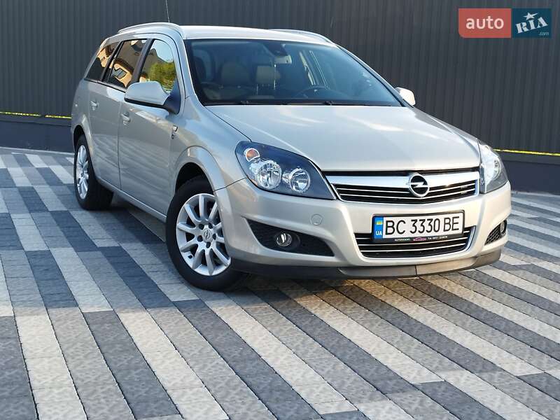 Универсал Opel Astra 2010 в Львове фото 10 Универсал Opel Astra 2010 в Львове