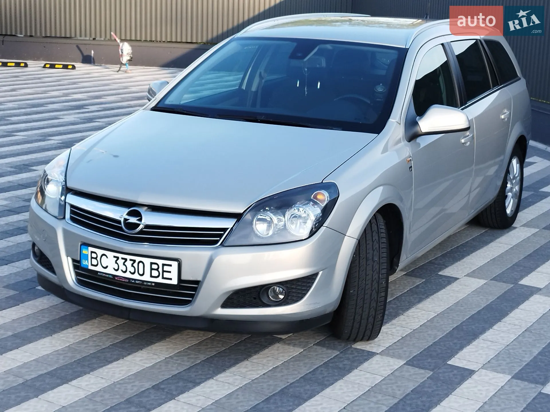 2010 Opel Astra - мініатюра 19