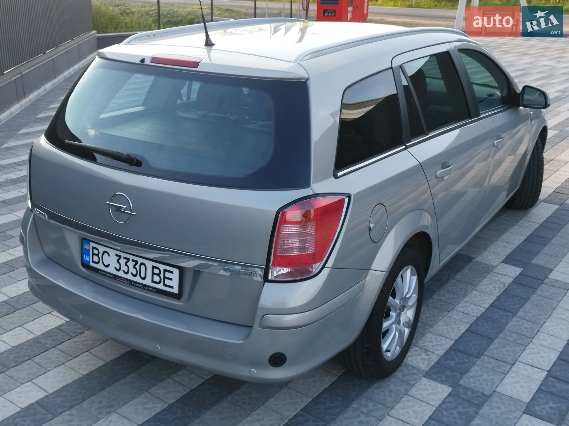 2010 Opel Astra - мініатюра 24