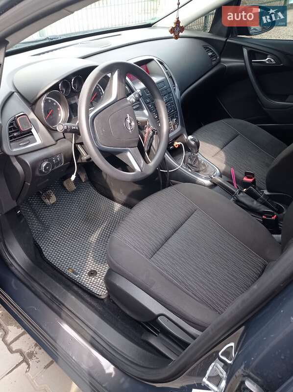 Универсал Opel Astra 2015 в Коломые фото 9 Универсал Opel Astra 2015 в Коломые