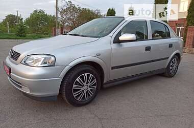 Хэтчбек Opel Astra 2002 в Кропивницком