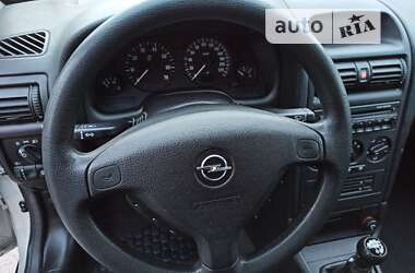 Хэтчбек Opel Astra 2002 в Кропивницком