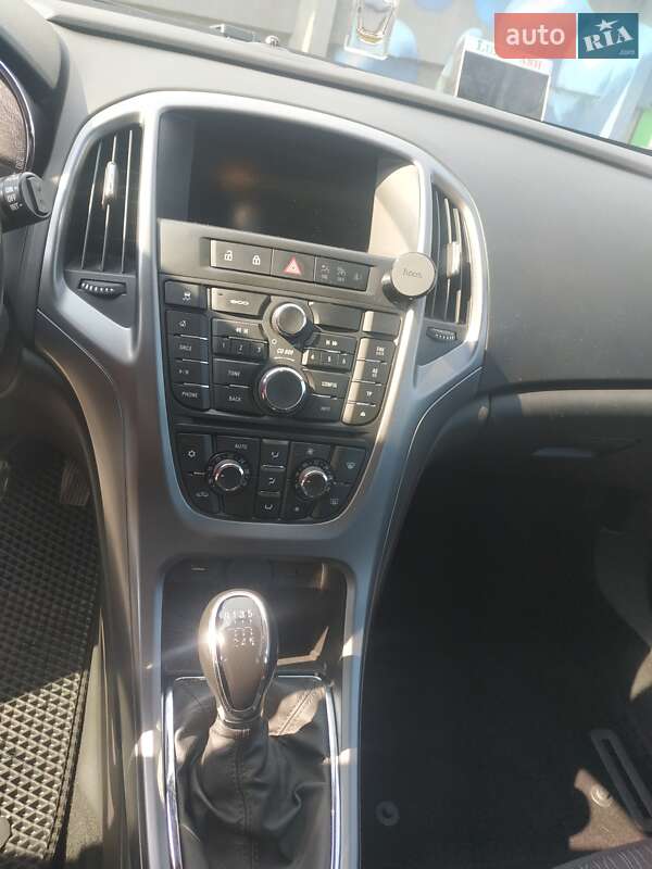 Универсал Opel Astra 2015 в Дрогобыче фото 15 Универсал Opel Astra 2015 в Дрогобыче
