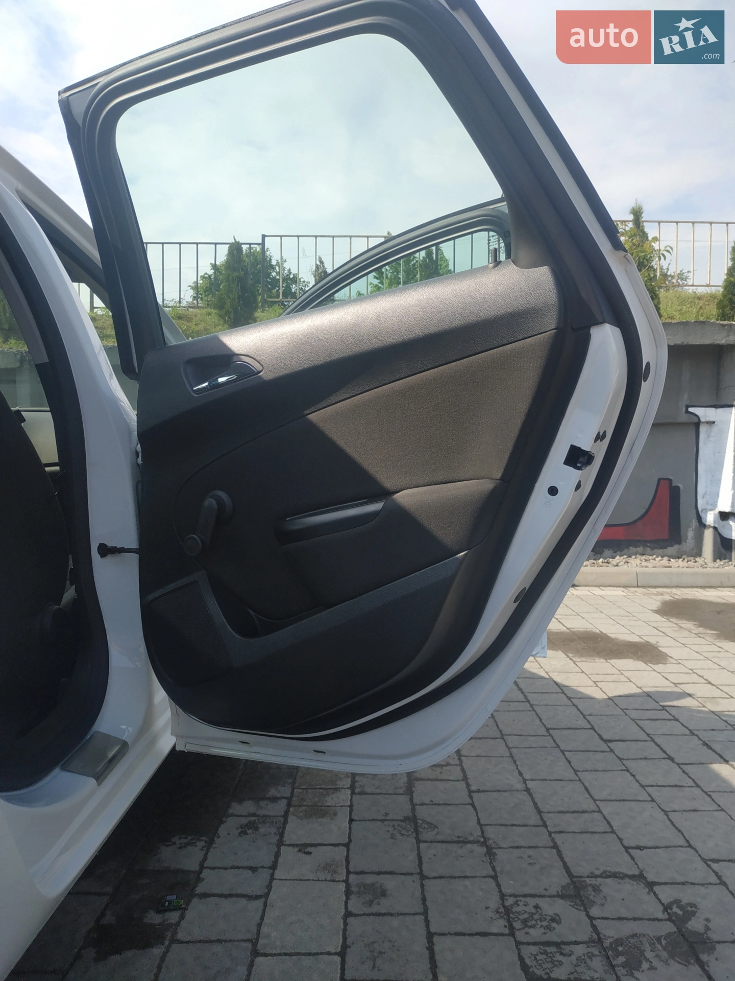 2015 Opel Astra - мініатюра 23