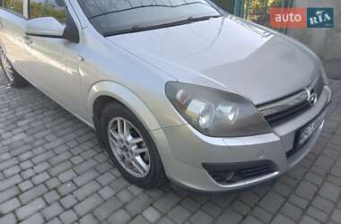 Универсал Opel Astra 2006 в Стрые