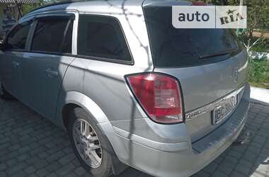 Универсал Opel Astra 2006 в 