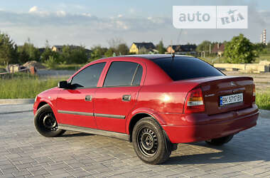 Седан Opel Astra 2007 в Рівному