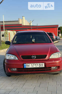 Седан Opel Astra 2007 в Рівному