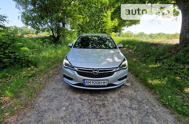 Универсал Opel Astra 2016 в Бердичеве