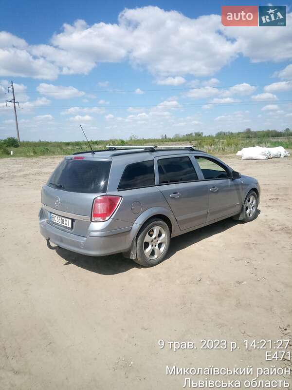 Универсал Opel Astra 2004 в Николаеве