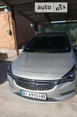 Универсал Opel Astra 2016 в Кобеляках