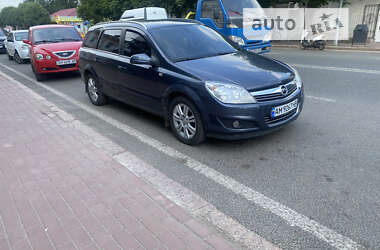 Универсал Opel Astra 2008 в Овруче