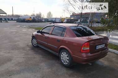 Седан Opel Astra 2001 в Звягеле
