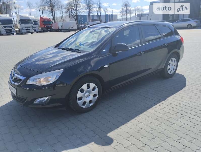 Opel Astra (Опель Астра) - цена, отзывы, характеристики Opel Astra