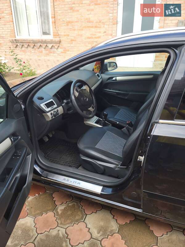 Opel Astra 2007