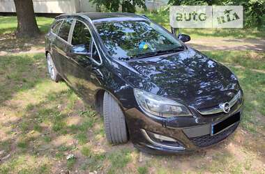 Универсал Opel Astra 2012 в Житомире